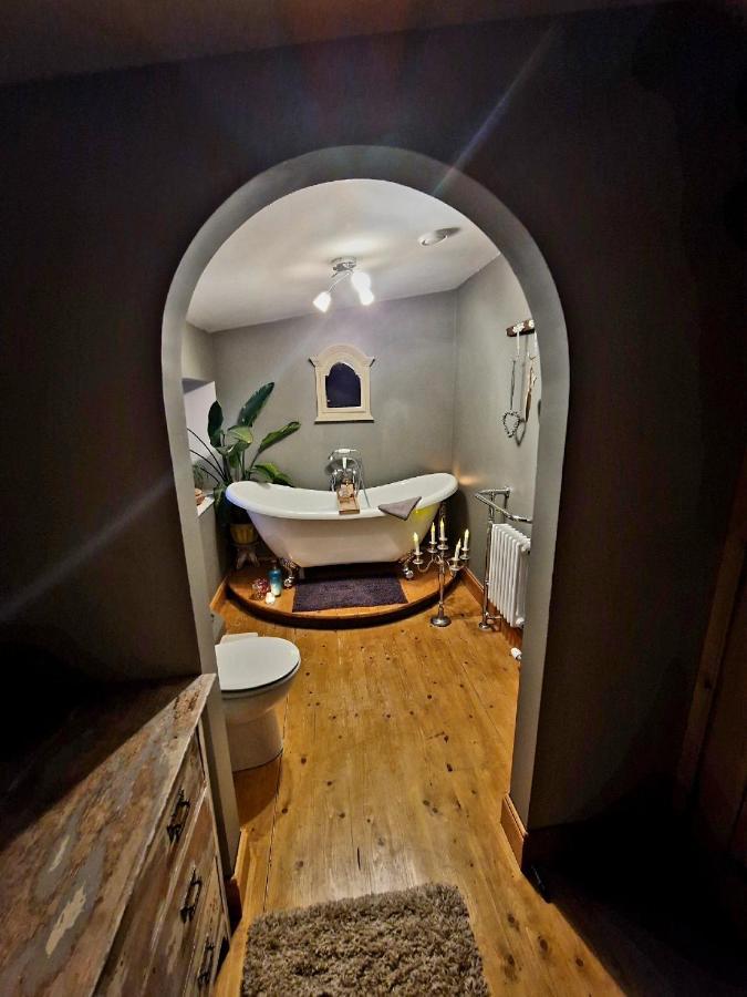 Fyne Byre - Barn Conversion With Hot Tub Landhuis *